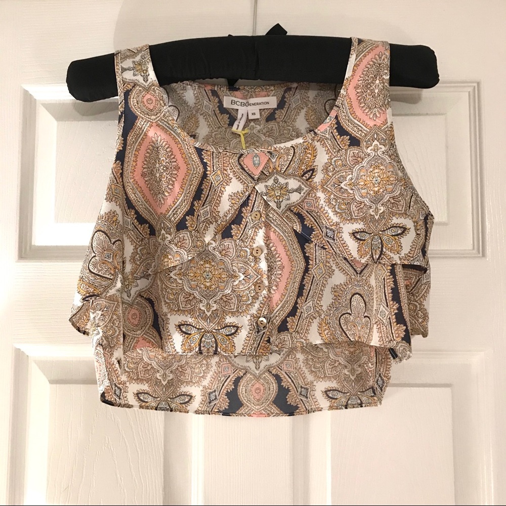 BCBGeneration Paisley Crop Top